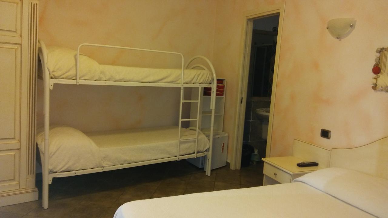 Hotel Sa Cralla Villasimius Exterior photo